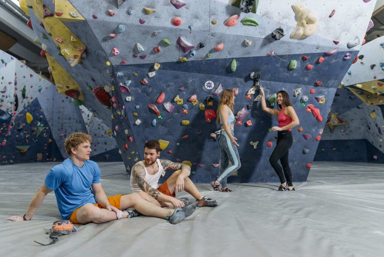 bouldering wall 2
